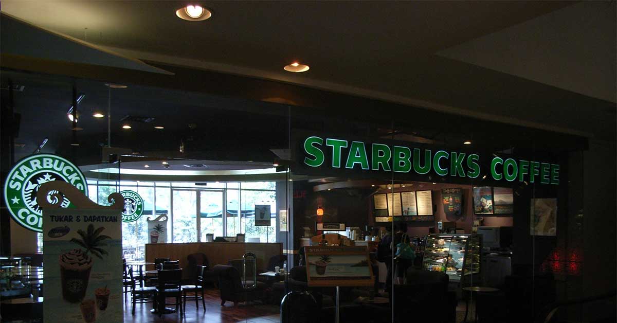 Starbucks - Coffee Shop Paling Nyaman di Jakarta Pusat