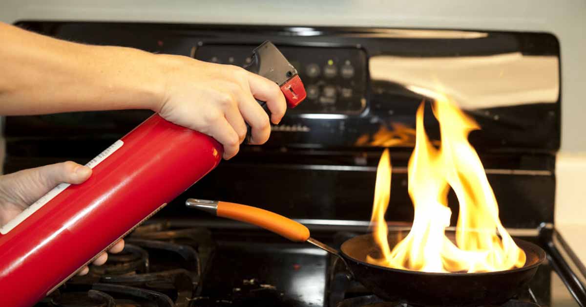 Tips Keamanan Dapur - Sedia Pemadam Api